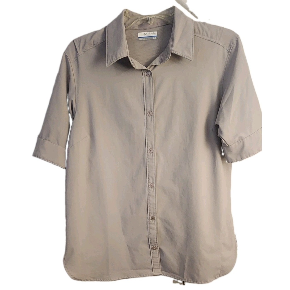 Columbia Womens Shirt Beige Short Sleeve Vented Hiking Top. MEDIUM